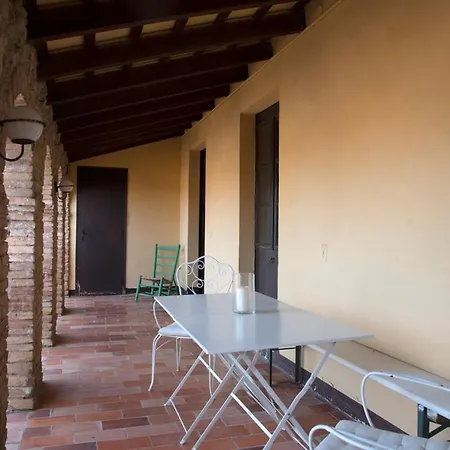 La Galeria De Dalt
